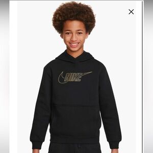 Nike Kids' Sportswear Club Graphic Fleece Hoodie, Black/Gold (XL)